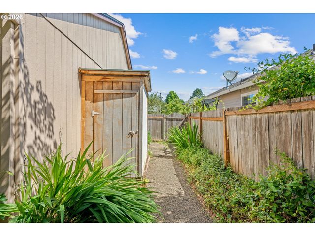 17988 Sw BRIDGER Ln, Sherwood, OR 97140