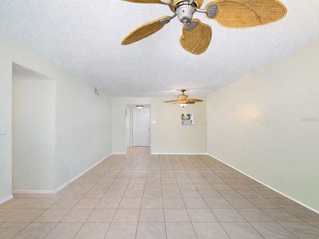 1770 BENJAMIN FRANKLIN DRIVE 206, Sarasota, FL 34236