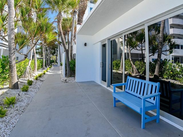 1770 BENJAMIN FRANKLIN DRIVE 206, Sarasota, FL 34236