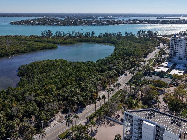1770 BENJAMIN FRANKLIN DRIVE 206, Sarasota, FL 34236