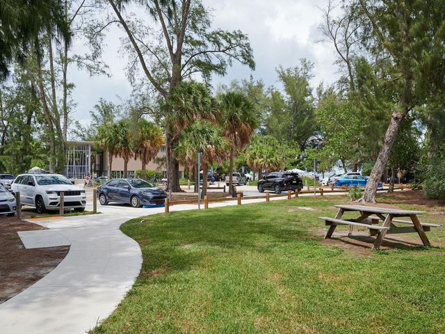 1770 BENJAMIN FRANKLIN DRIVE 206, Sarasota, FL 34236