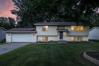 11918 Utah Avenue N, Champlin, MN 55316