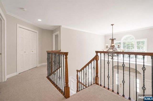 17 Cromwell Drive, Chester Township, NJ 07930