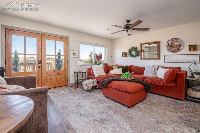 11170 Peaceful Valley Road, Colorado Springs, CO 80925