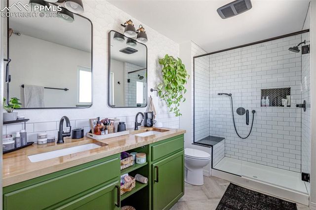 11170 Peaceful Valley Road, Colorado Springs, CO 80925