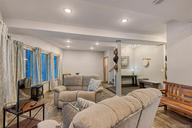 50 El Lobo Lane, Bailey, CO 80421