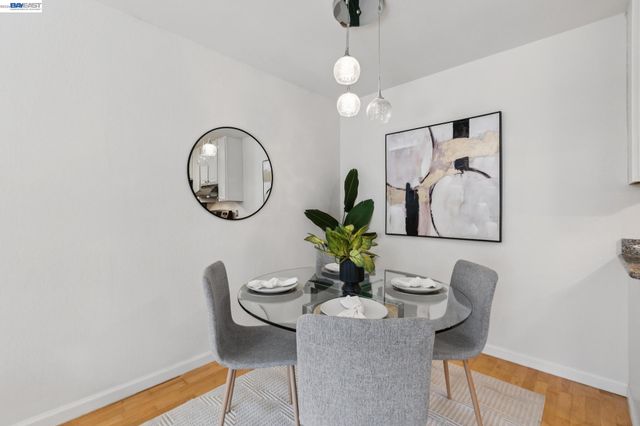 150 Pearl St 106, Oakland, CA 94611