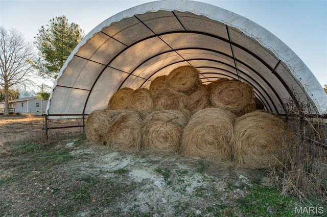 21092 Highway P, Vichy, MO 65580