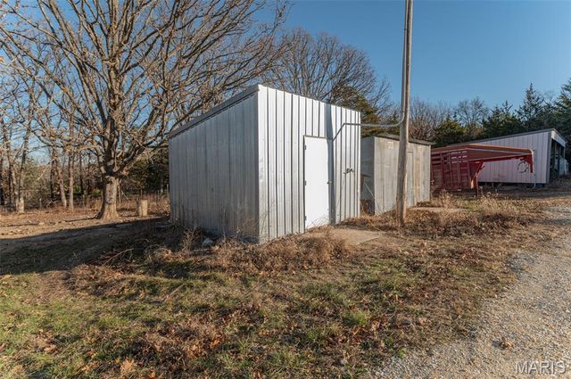 21092 Highway P, Vichy, MO 65580