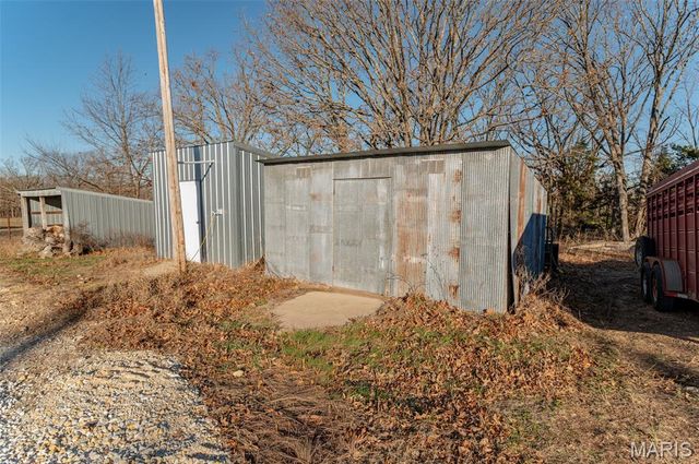 21092 Highway P, Vichy, MO 65580