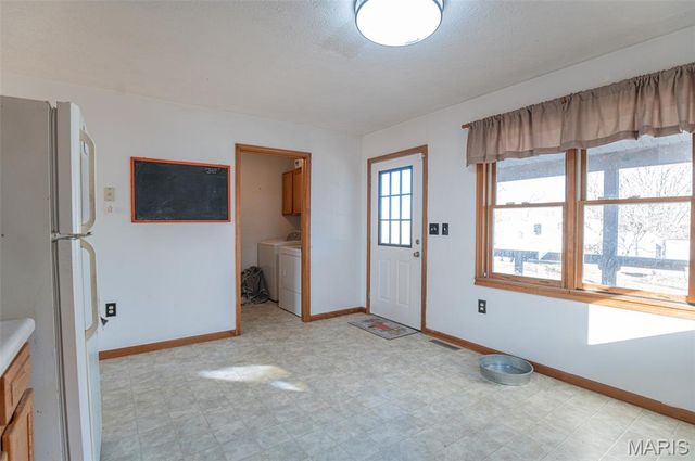 21092 Highway P, Vichy, MO 65580