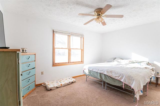 21092 Highway P, Vichy, MO 65580