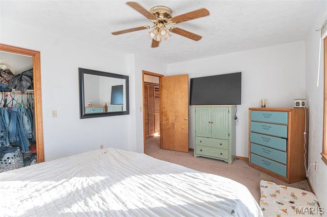 21092 Highway P, Vichy, MO 65580