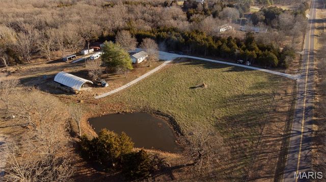 21092 Highway P, Vichy, MO 65580