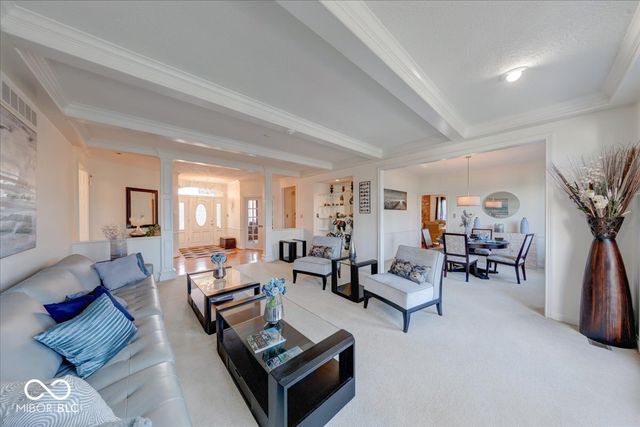 7250 Royal Oakland Drive, Indianapolis, IN 46236