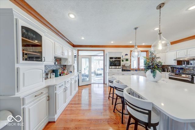 7250 Royal Oakland Drive, Indianapolis, IN 46236