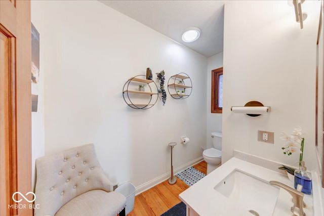 7250 Royal Oakland Drive, Indianapolis, IN 46236