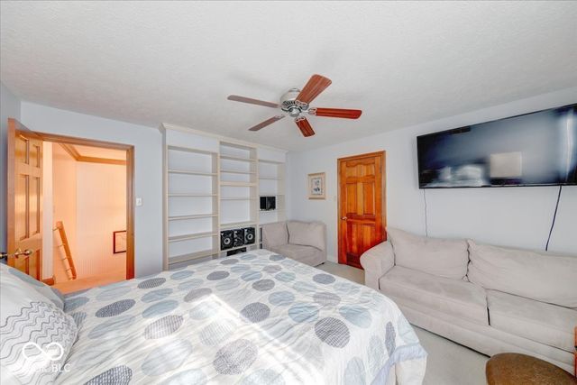 7250 Royal Oakland Drive, Indianapolis, IN 46236