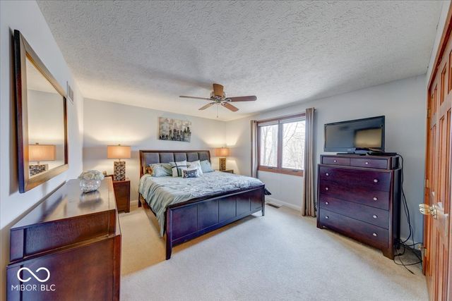 7250 Royal Oakland Drive, Indianapolis, IN 46236