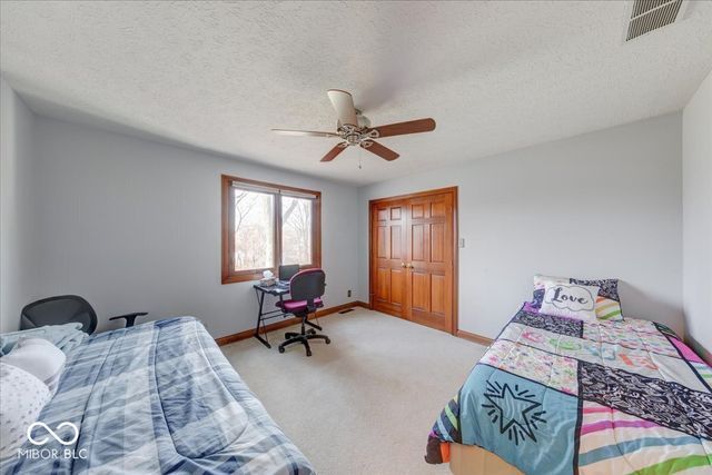 7250 Royal Oakland Drive, Indianapolis, IN 46236