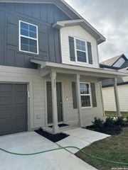 805 Altapass Hills, Seguin, TX 78155