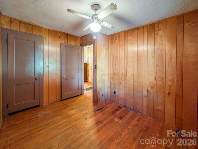 97 Tom Sparks Road, Spruce Pine, NC 28777