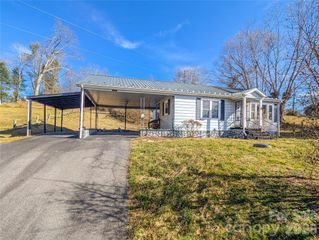 97 Tom Sparks Road, Spruce Pine, NC 28777