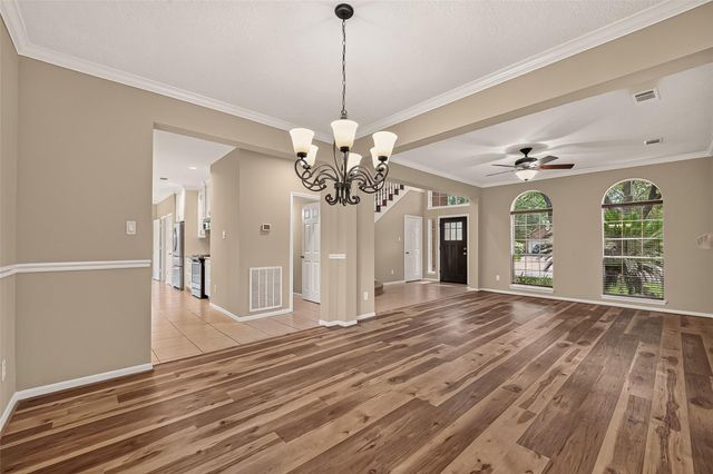 128 Island Breeze Circle, League City, TX 77573