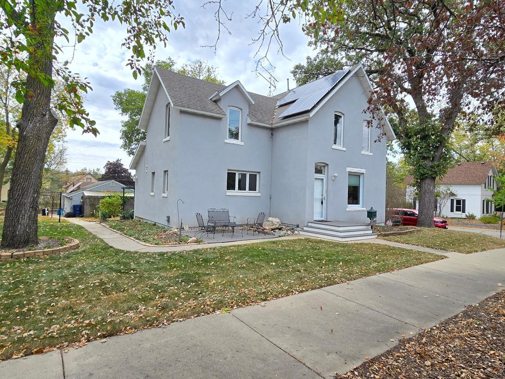 503 Wilson Avenue SE, Saint Cloud, MN 56304