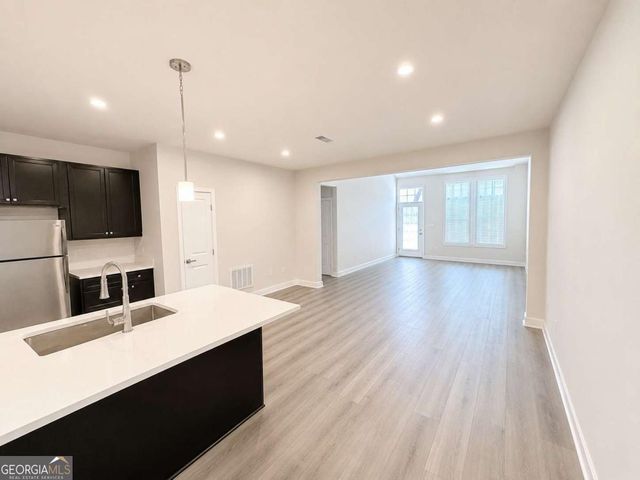 320 Mayflower Drive, Mcdonough, GA 30253