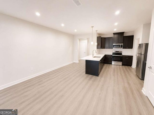 320 Mayflower Drive, Mcdonough, GA 30253