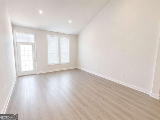 320 Mayflower Drive, Mcdonough, GA 30253