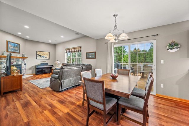 W203N17272 Francis DRIVE, Jackson, WI 53037