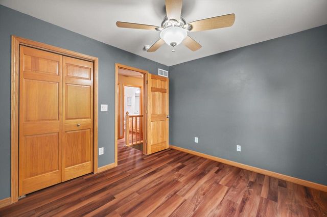 W203N17272 Francis DRIVE, Jackson, WI 53037