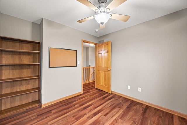 W203N17272 Francis DRIVE, Jackson, WI 53037