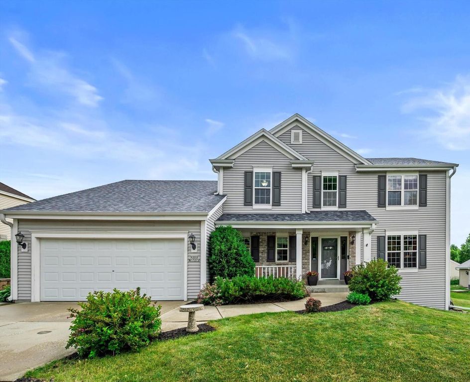 W203N17272 Francis DRIVE, Jackson, WI 53037