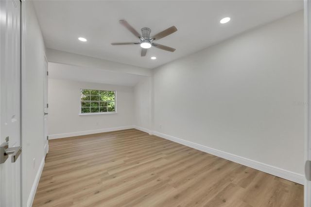 2207 PARKWOOD DRIVE, Valrico, FL 33594