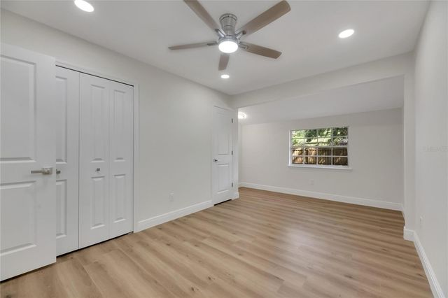 2207 PARKWOOD DRIVE, Valrico, FL 33594