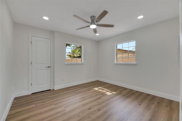 2207 PARKWOOD DRIVE, Valrico, FL 33594