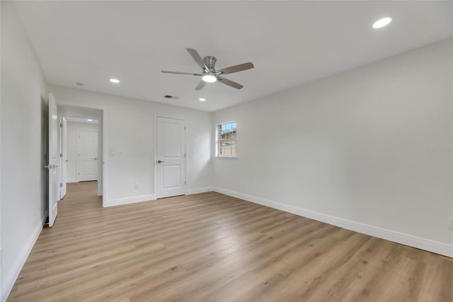 2207 PARKWOOD DRIVE, Valrico, FL 33594