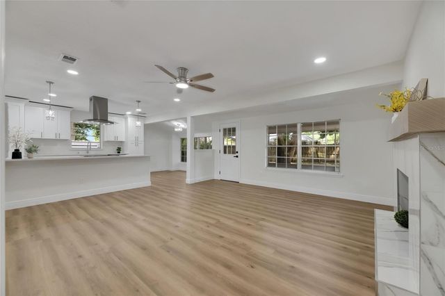 2207 PARKWOOD DRIVE, Valrico, FL 33594