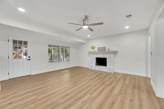 2207 PARKWOOD DRIVE, Valrico, FL 33594