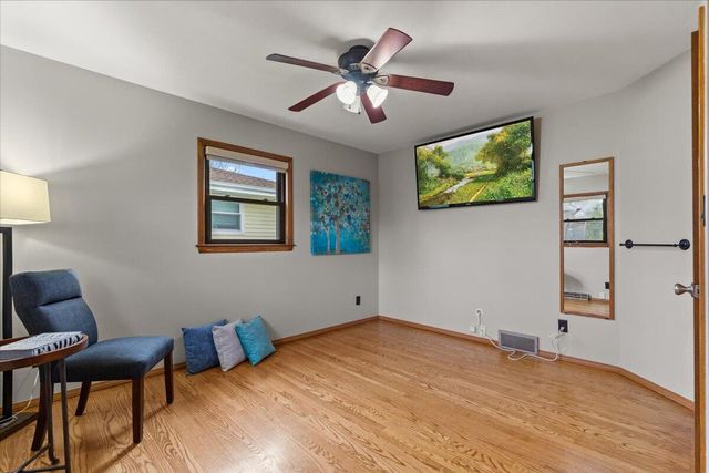 W174N9458 Joper ROAD, Menomonee Falls, WI 53051