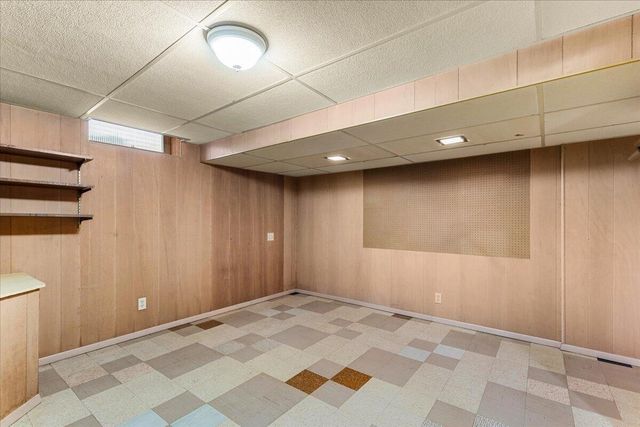 W174N9458 Joper ROAD, Menomonee Falls, WI 53051