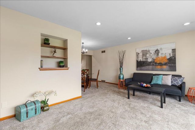 W174N9458 Joper ROAD, Menomonee Falls, WI 53051