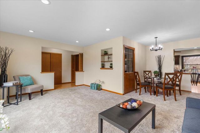 W174N9458 Joper ROAD, Menomonee Falls, WI 53051