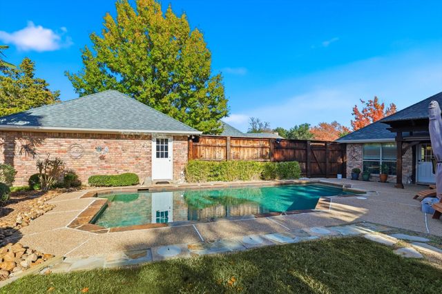 5300 Huntington Court, Colleyville, TX 76034