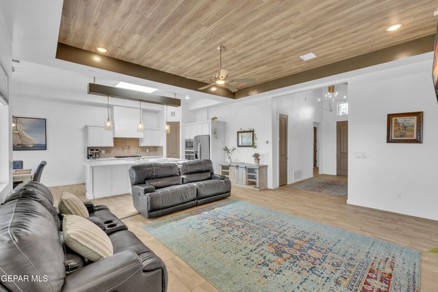 12780 Brixton Avenue, El Paso, TX 79928