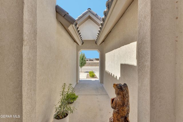 12780 Brixton Avenue, El Paso, TX 79928
