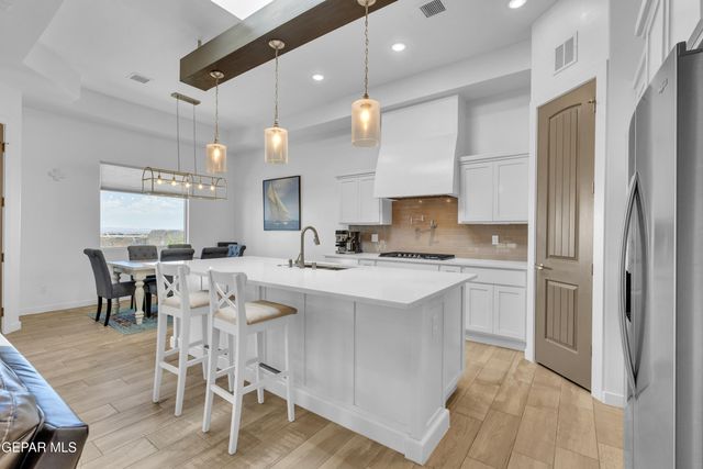 12780 Brixton Avenue, El Paso, TX 79928
